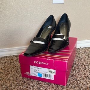 BCBG heels